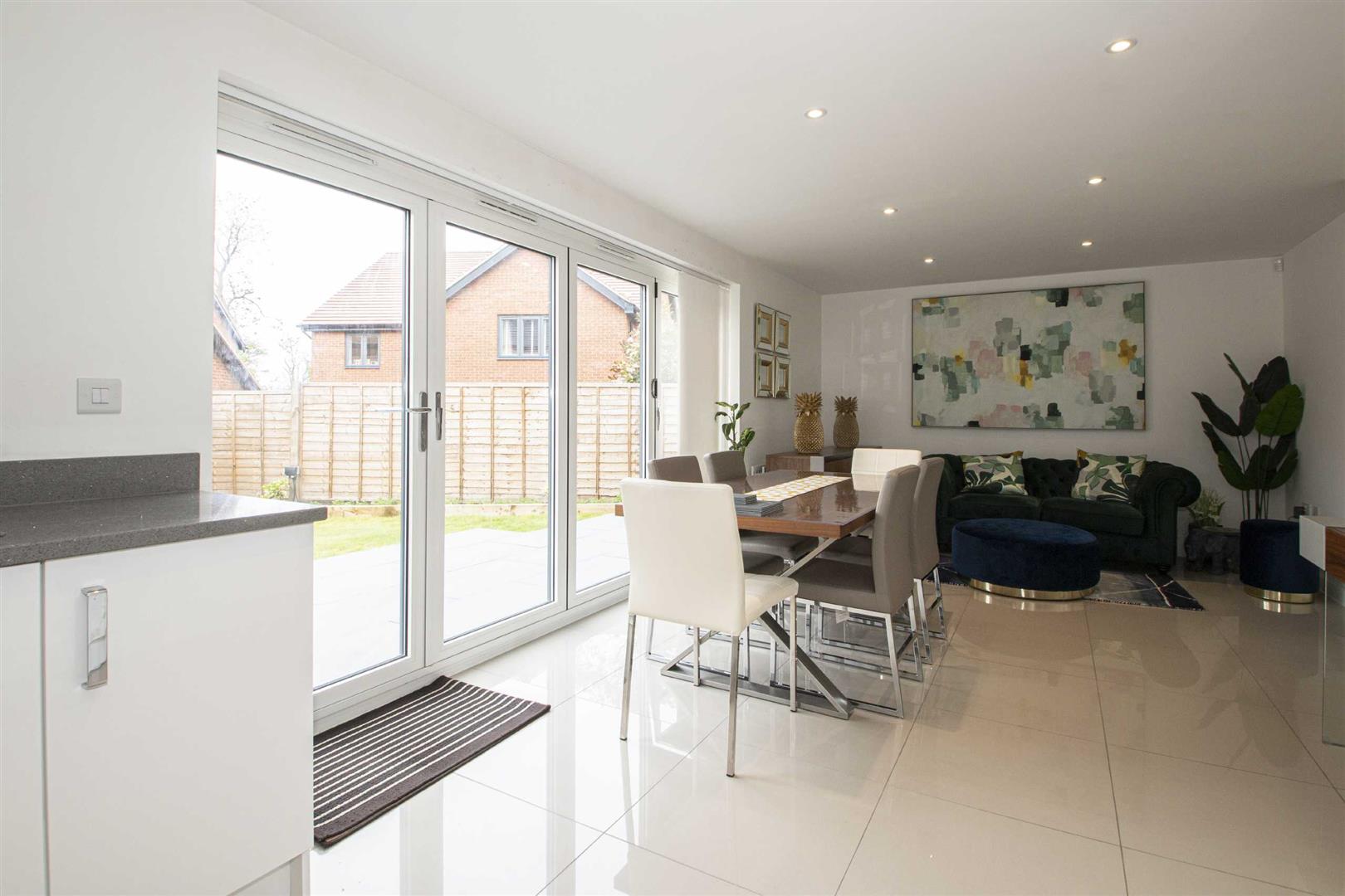 Friesland Avenue, Whitehouse, Milton Keynes